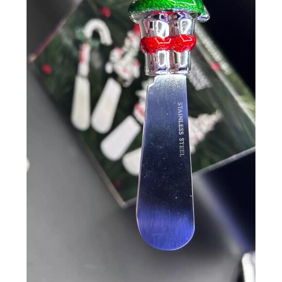 International Silver Company Christmas Holiday Cheer 4pc Spreader Set Santa NEW - Picture 7 of 10